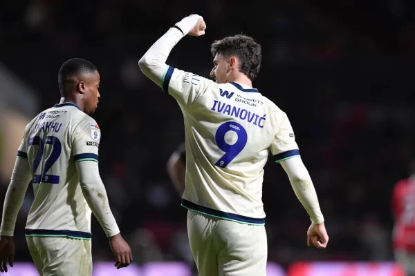 米尔沃尔足球新闻：震撼！米尔沃尔客场1-0战胜布里斯托尔城，豪取三连胜