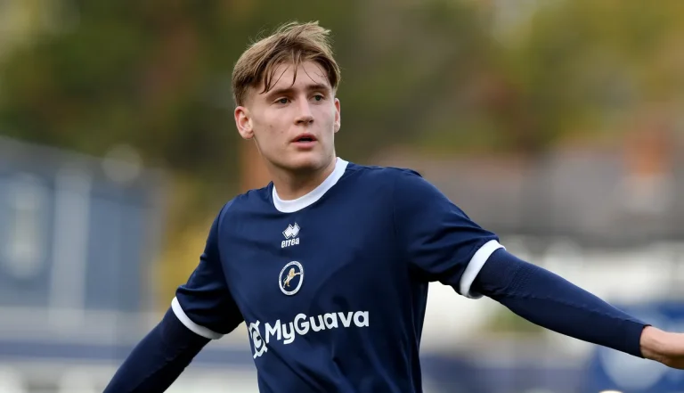 米尔沃尔粉丝站 --图11