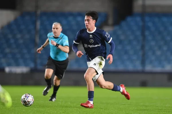 无法想象！米尔沃尔U18队在激烈对决中惜败埃弗顿，足总青年杯梦碎！